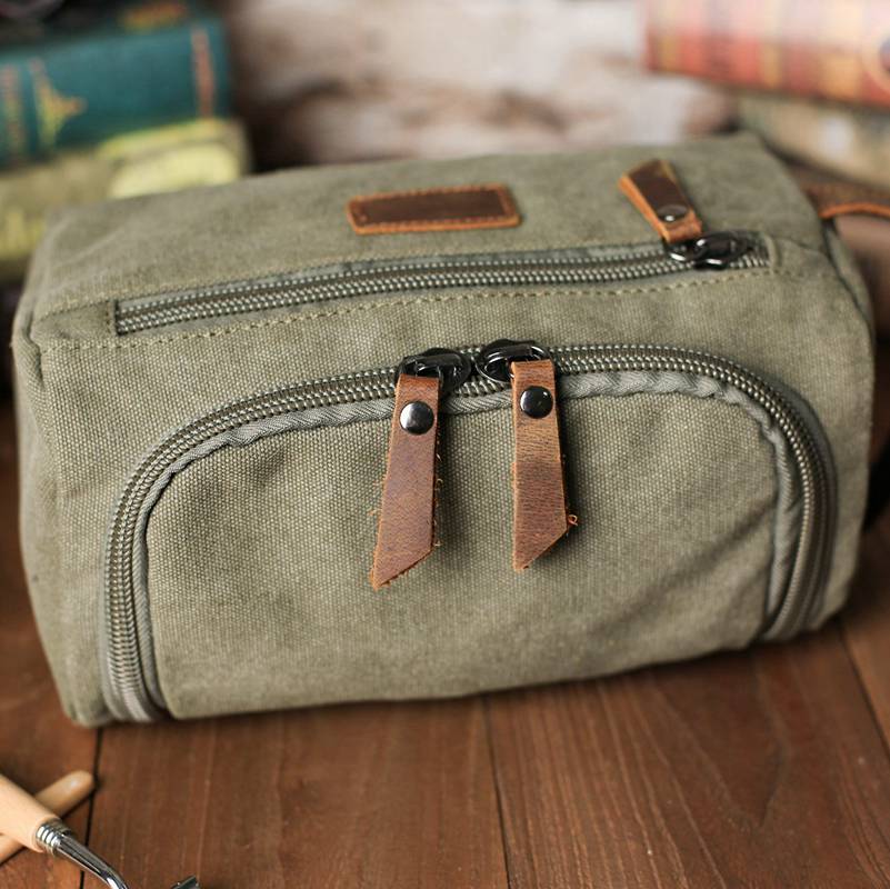 Personalized Groomsmen Gift, Dopp Kit Bag Customized Canvas Toiletry Bag Make Up Bag Monogram Mens Toiletry Bag - icambag