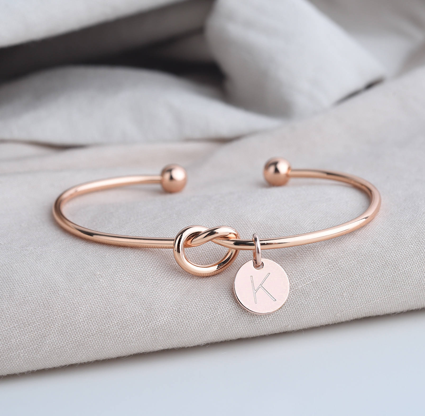 Bridesmaid Gift Personalized Bridesmaid Bracelet Love Knot Bracelet En UrWeddingGifts