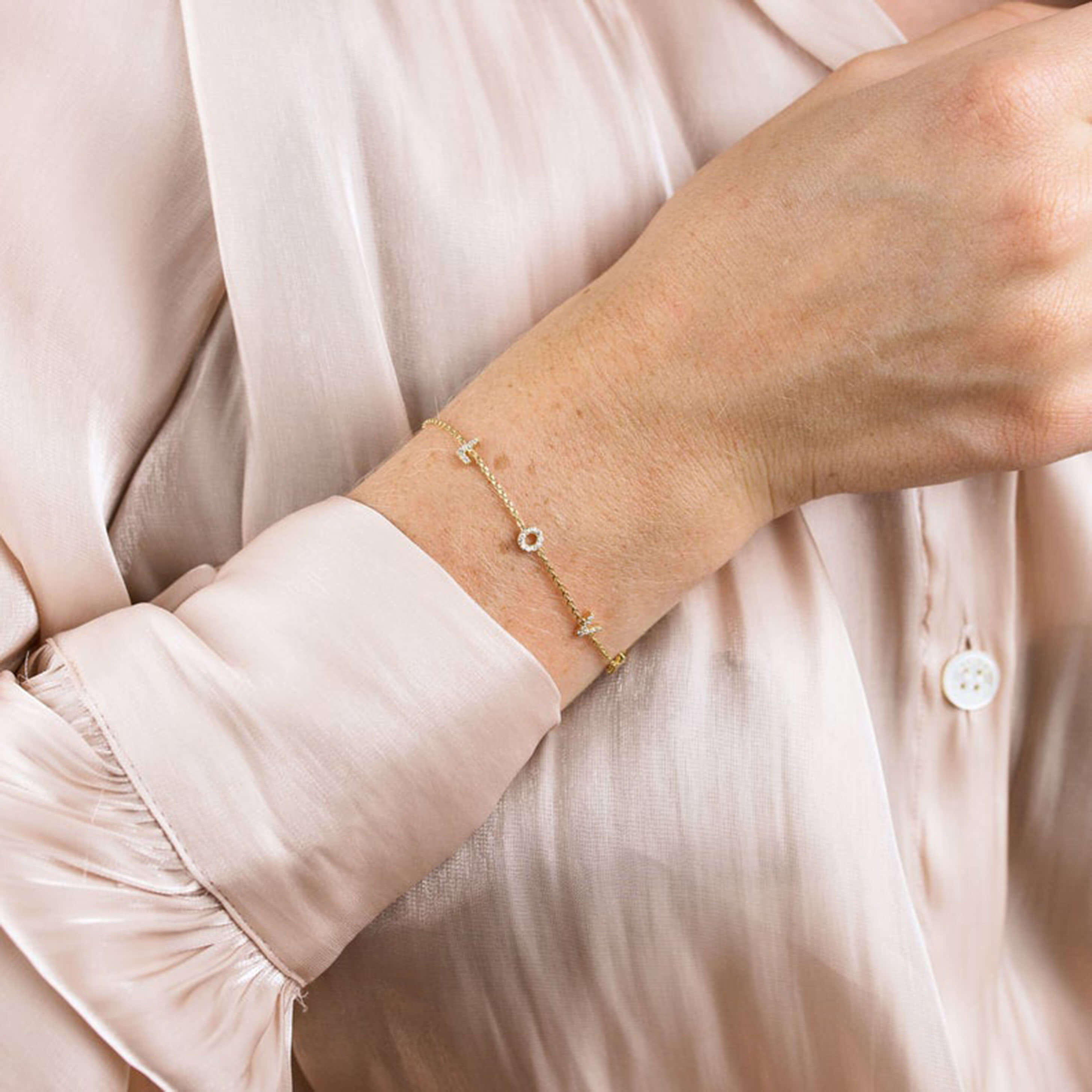 Name hot sale letter bracelet