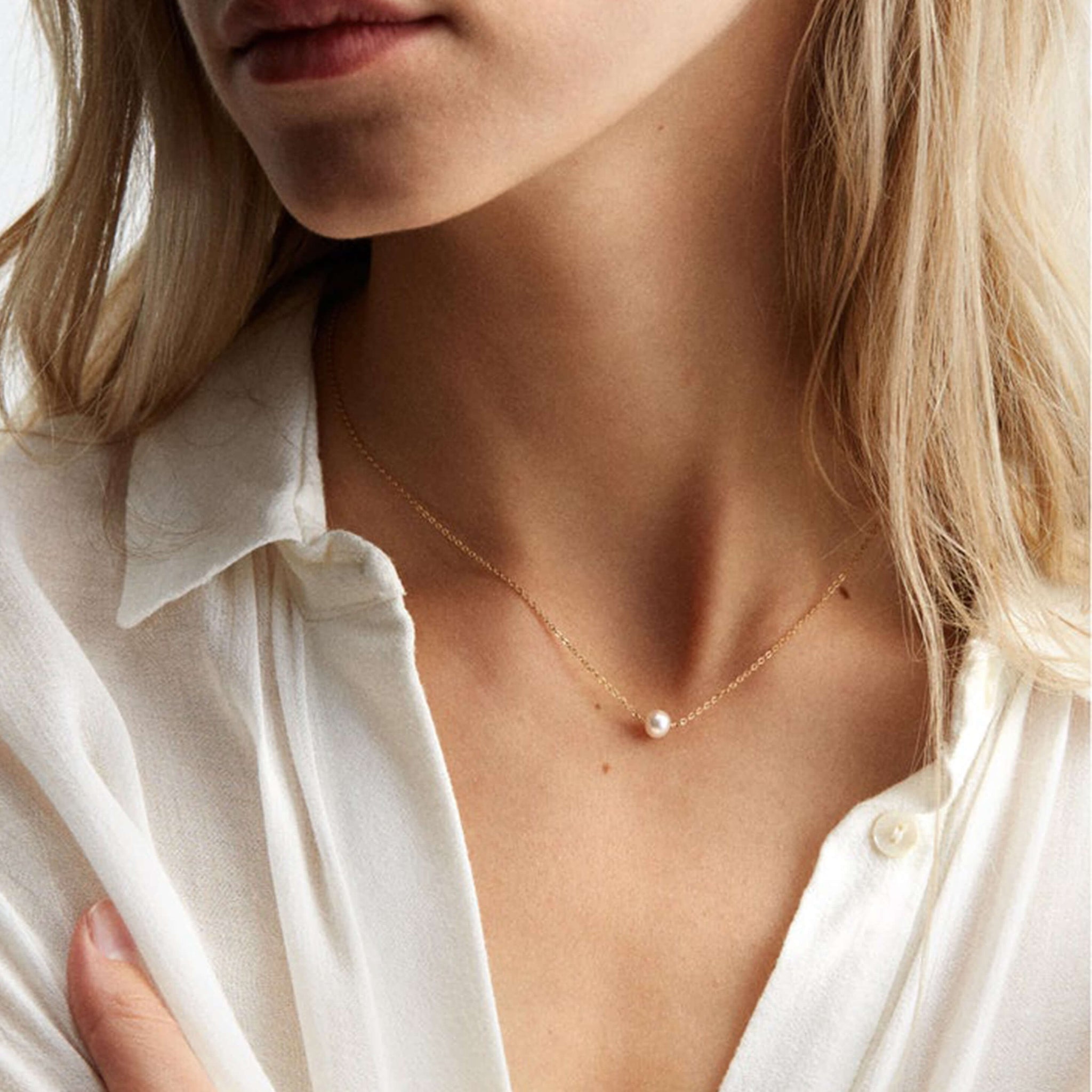 Bridesmaid Gifts Simple Pearl Necklace Dainty Pearl Necklace Single Pearl Necklace Everyday Necklace urweddinggifts Bridesmaid Gifts Simple Pearl Necklace Dainty Pearl Necklace Single Pearl Necklace E...