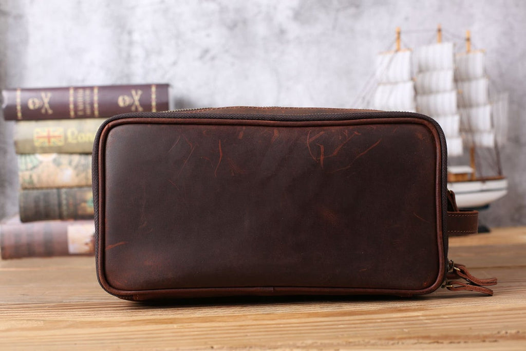 Groomsmen Gifts, Waterproof Leather Toiletry Bag, Groomsmen Proposal, Best Man Gift, Bridesmaid Gifts, Leather Dopp Kit, Mens Shaving Kit