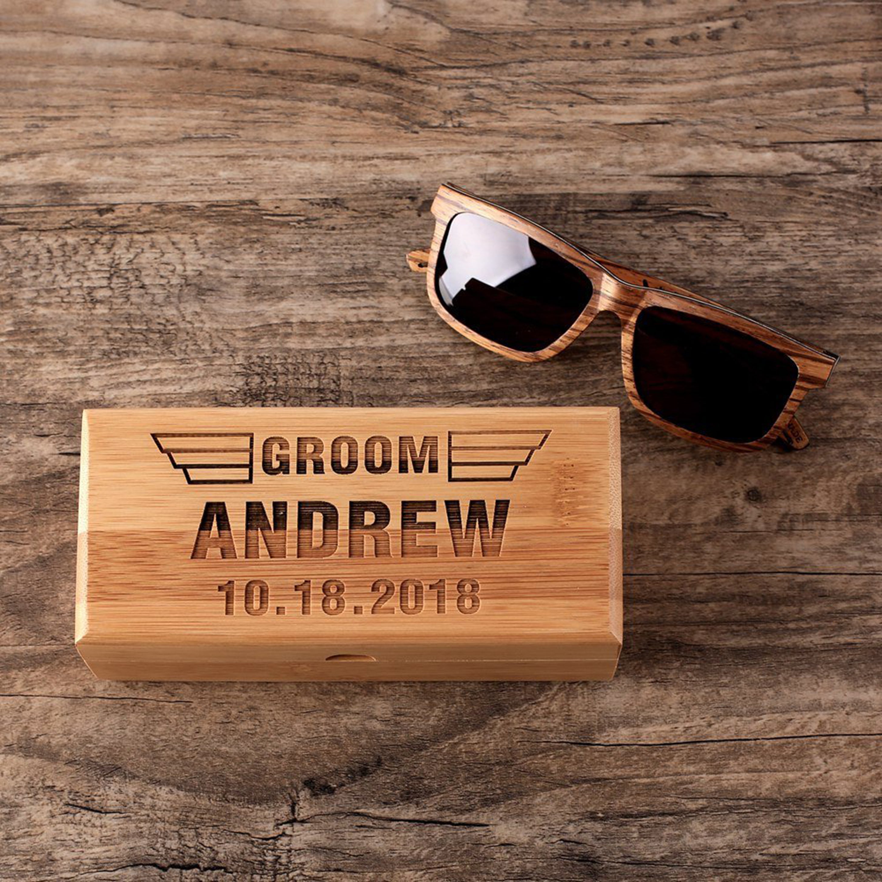 Engraved wooden sunglasses 2025