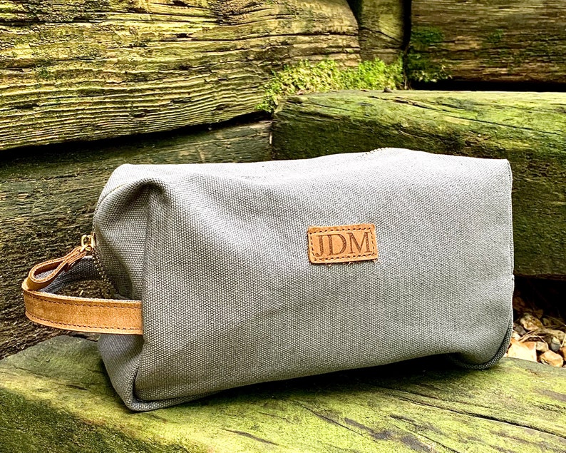 Personalized Groomsman Gift, Canvas Birthday Gift, Dopp Kit For Men, Men's Travel Toiletry Bag, Grooms Men Gift, Boyfriend Gift, Valentine’s Gift