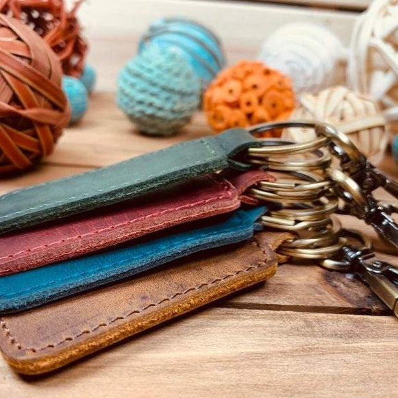 Leather top keychain mens